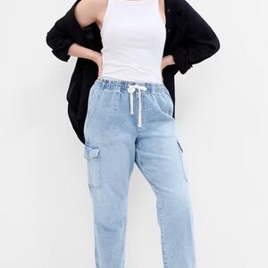 Gap Women's Cargo Jeans